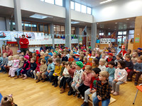 Sinterklaas op bezoek in de kleuterschool